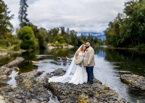 carousel-hero-element image-0