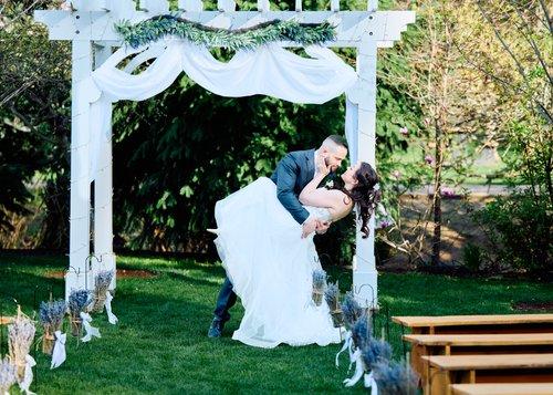 carousel-hero-element image-1